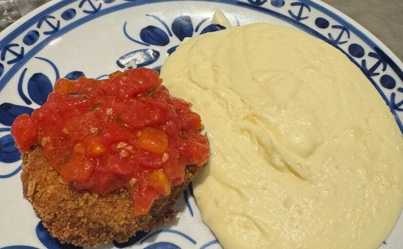 Polpetone: em São Paulo, virou um bolo de carne achatado e recheado de queijo. Na Itália, é assado em formato cilíndrico, parecido com um rocambole / Ana Clara Durazzo DL