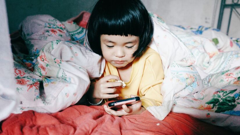 WhatsApp e TikTok lideram o ranking de plataformas mais usadas por jovens/Unsplash