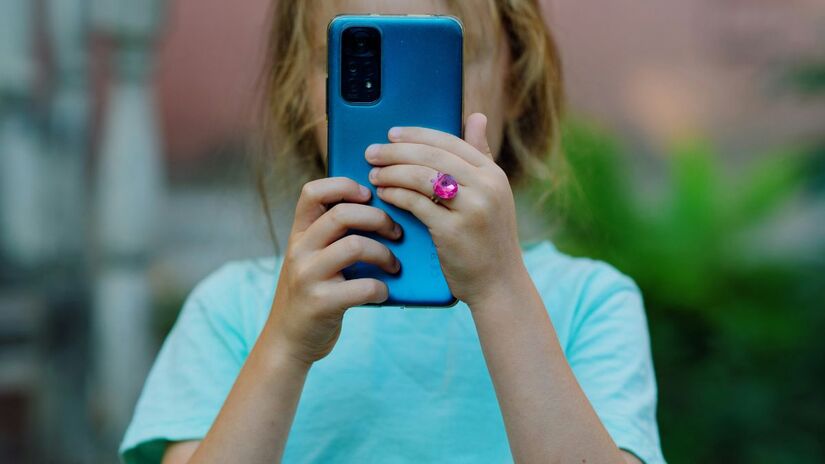 85% têm perfil digital ativo e o celular domina o acesso à internet/Unsplash
