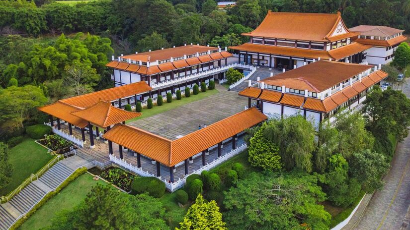 O Templo Zu Lai fica na Estr. Fernando Nobre, 1461 - Parque Rincão, Cotia (Divulgação)