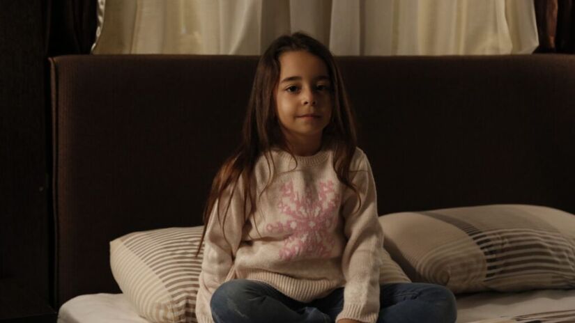 MELEK AKÇAY (Beren Gökyıldız) em 'Mãe' / Divulgação/Record