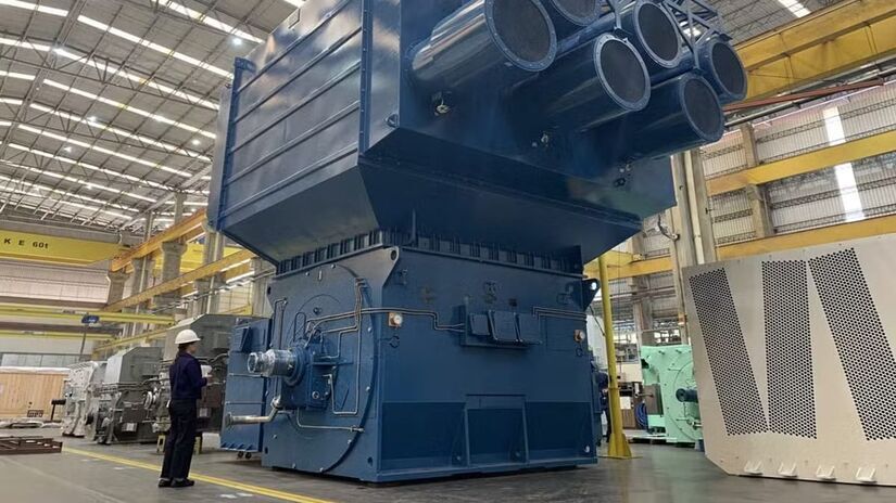 Entre os cargos ofertados estão os de Analista de Sistemas, Analista Contábil e Técnico em Segurança do Trabalho (WEG/Divulgação)