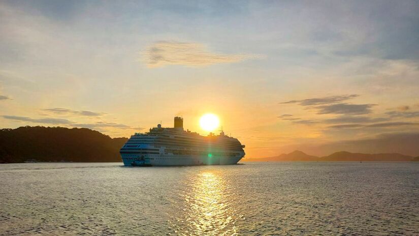 Navio Transatlântico/Nair Bueno/DL