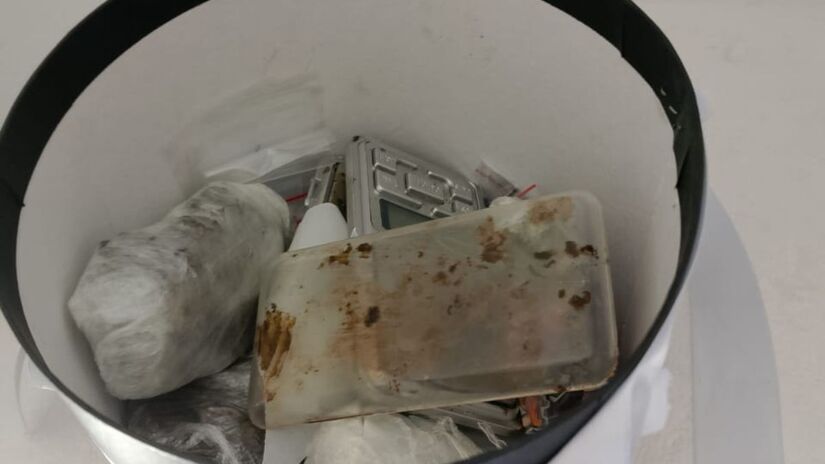 A maconha 'dry' e 'ice' apreendida pode custar até R$ 35 por grama no mercado ilícito/Divulgação