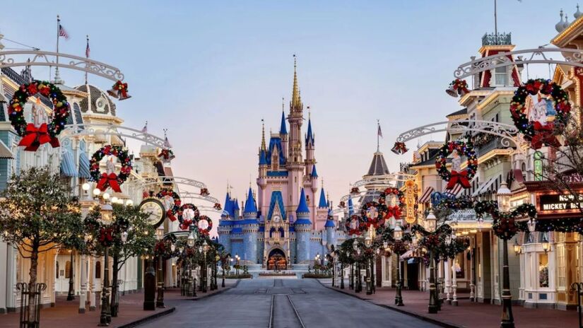 Uma via próxima ao parque Magic Kingdom chegou a ser isolada/Reprodução