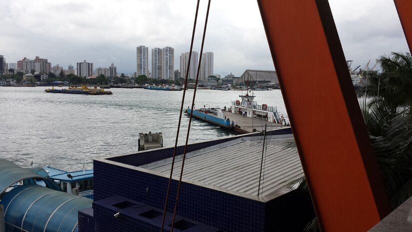 A travessia é uma das principais ligações entre as duas margens / JMGM/Wikimedia Commons