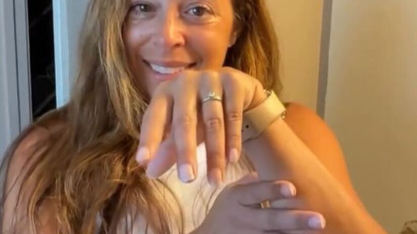 O reencontro de Dana com seu anel simboliza a força da esperança diante das perdas / Reprodução/Redes Sociais