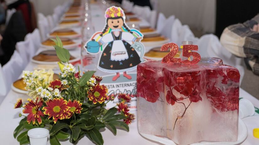Decoração típica da Festa da Czarnina, que celebra a culinária polonesa em Áurea/ Reprodução Facebook/Prefeitura Municipal de Áurea