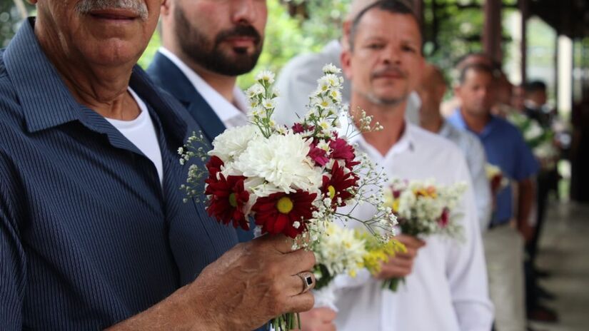 A ação teve como objetivo garantir o registro civil para casais vicentinos / Divulgação/PMSV