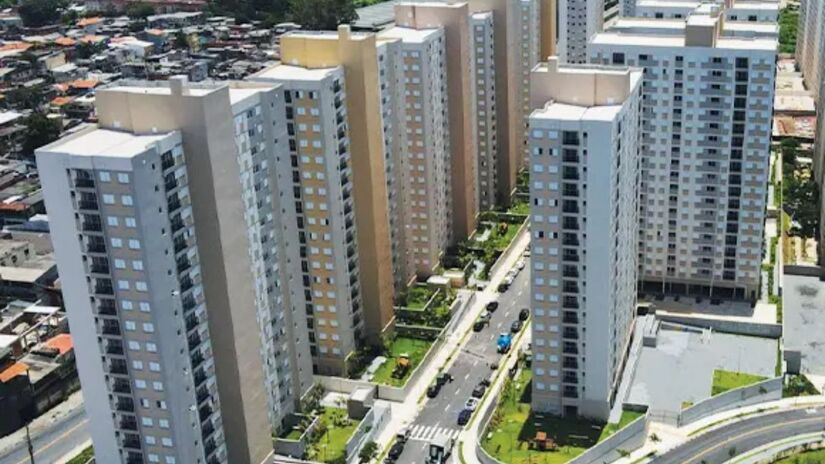 Até o momento, 15 condomínios e 27 torres já foram entregues, enquanto 41 torres e 7.332 unidades continuam em construção (Reserva Raposo/Divulgação)