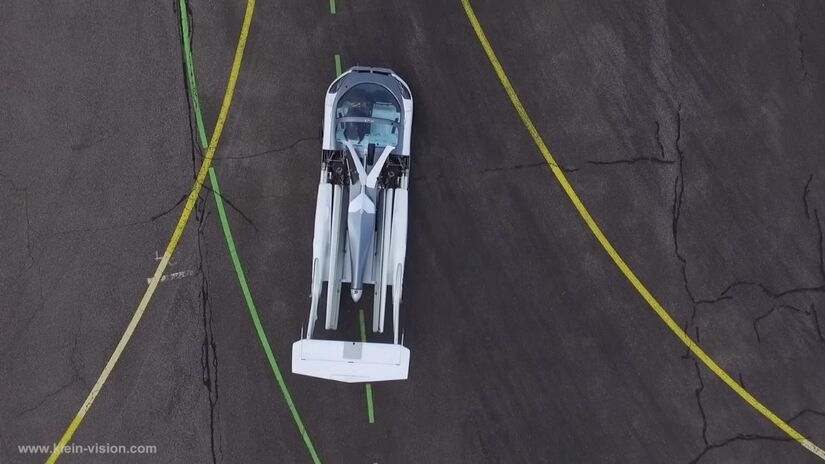 A Klein Vision está buscando uma dupla certificação junto à EASA (Agência Europeia para a Segurança da Aviação) e à FAA (Administração Federal de Aviação dos EUA)