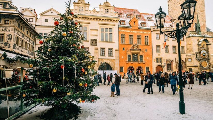 Alguns endereços em especial conseguem se destacar não apenas pelo cenário, mas também pelas decorações ao seu redor (Imagem Meramente Ilustrativa/Helena Jankovičová Kováčová/Pexels)