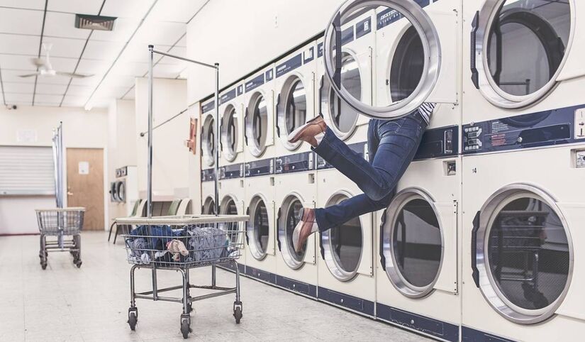 Adeus ao alvejante agressivo! Comprimidos efervescentes cuidam das roupas brancas sem desgastar as fibras/Pixabay