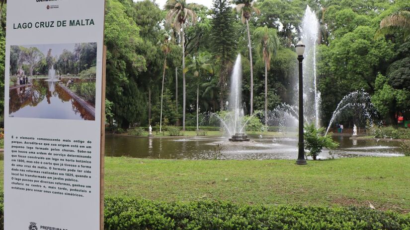 Espelhos d'água restaurados mantêm a paisagem clássica do Jardim da Luz