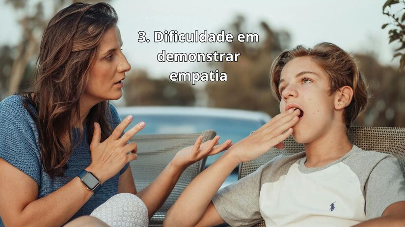 Desconexão emocional que impede a compreensão das necessidades e sentimentos do outro/ Kindel Media/Pexels