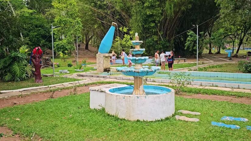 A cidade é conhecida por suas fontes de água mineral de alta qualidade / Fotos: Reprodução Youtube/De fora em Juiz de Fora