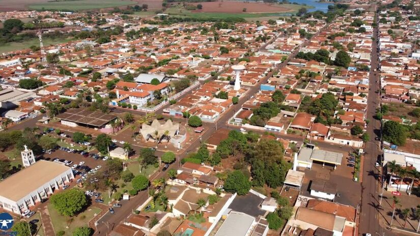 A cidade atrai turistas que procuram tranquilidade, natureza e boas opções de pesca esportiva
