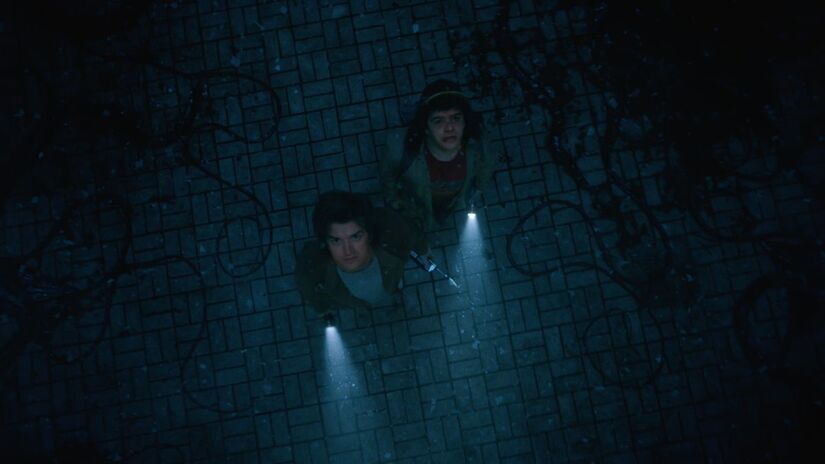 O grupo retorna ao cenário onde tudo começou, agora ainda mais perigoso/ Reprodução X/@NetflixBrasil