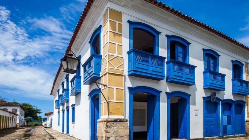 De São Paulo para Paraty: é só pegar a Rodovia Ayrton Senna + Carvalho Pinto e seguir pela RioSantos (BR-101). A viagem dura cerca de 4h30 a 5h30 de carro/ Divulgação