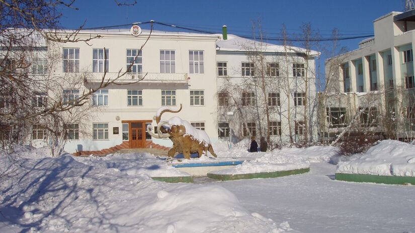 Fachada do Instituto de Melnikov, referência global nos estudos sobre o permafrost e fenômenos geológicos da Sibéria/ Melnikov Permafrost Institute