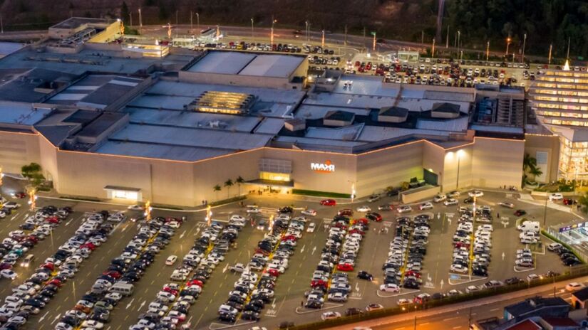 O Maxi Shopping Jundiaí é referência comercial há décadas, com ampla variedade de lojas, serviços, alimentação e eventos para públicos de todas as idades/ Maxi Shopping Jundiaí