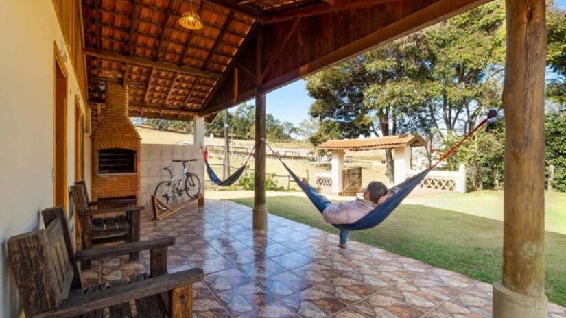 Conhecido pelo pôr do sol no mirante, o Hotel Fazenda Colina dos Sonhos combina aventura, natureza e o charme da vida no campo/ Hotel Fazenda Colina dos Sonhos