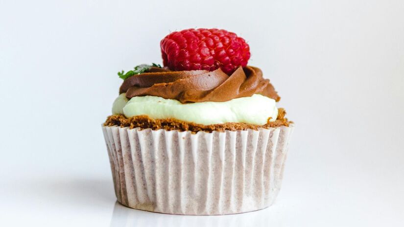 Perda de peso: 
A redução de "calorias vazias" e o maior controle do apetite criam, naturalmente, um ambiente favorável ao emagrecimento/Unsplash

