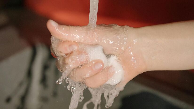 Escolha correta: prefira sempre o vinagre de álcool, ideal para limpeza sem deixar cheiro/ Pexels