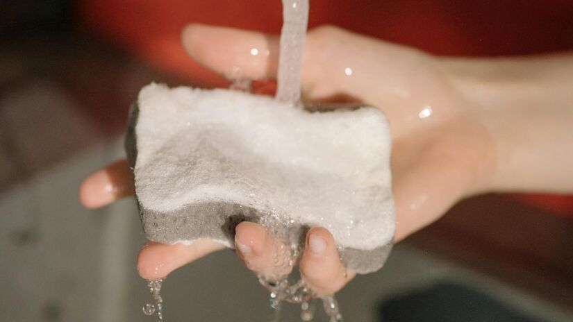 Dica final: agite o frasco após misturar para potencializar o efeito e garantir melhor resultado/ Pexels