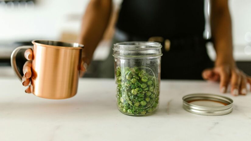 Proteção cardiovascular:
Seus compostos bioativos, fibras e minerais como magnésio e potássio ajudam a reduzir o colesterol LDL e a controlar a pressão arterial, diminuindo o risco de doenças cardíacas/Pexels