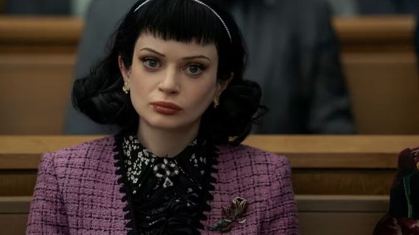 Ruth Codd em cena de 'A Queda da Casa Usher' (Netflix/Divulgação)