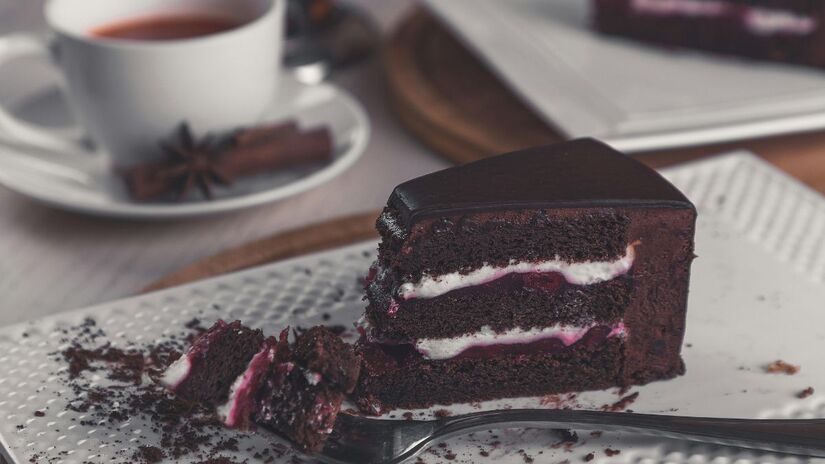 Sabia que a versão moderna do bolo de chocolate surgiu nos EUA no século XIX? Hoje, do simples bolo da vovó ao sofisticado mousse, ele se mantém como o favorito de todas as gerações/Pexels