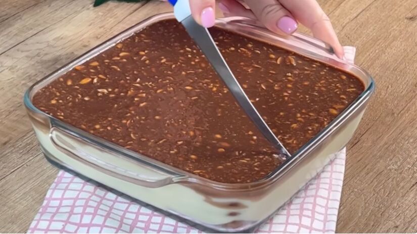 Essa receita tem chamado a atenção na internet pela praticidade (Lecker mit Sophie Mayer/Youtube/Reprodução)