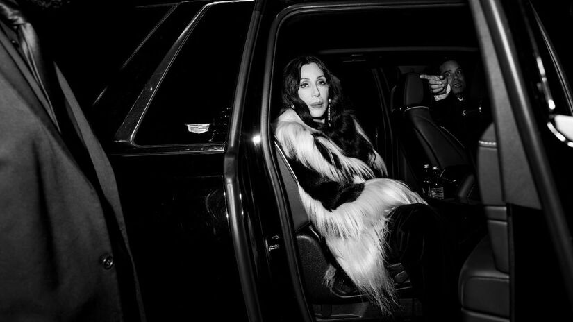 Embora a tecnologia Auto-Tune já existisse, ela foi popularizada e se tornou um efeito vocal característico graças à música Believe (1998)/Reprodução/Instagram