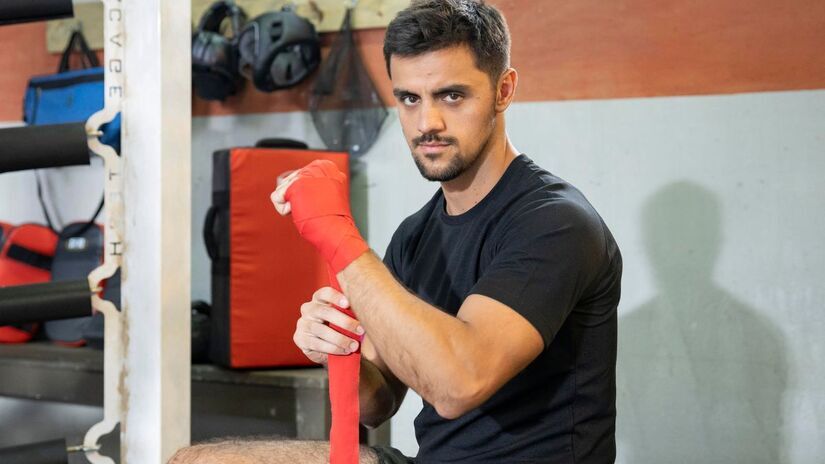 Danilo (Felipe Simas) em 'Dona de Mim' / Globo/Manoella Mello