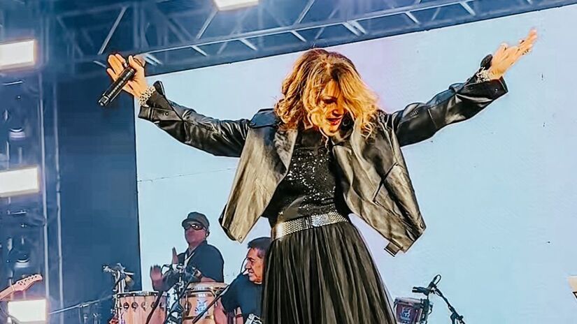 Nascida na Paraíba, Elba Ramalho lançou seu primeiro álbum, 'Ave de Prata', em 1979. Desde então, ela acumula mais de 30 discos e inúmeros sucessos que a consagraram no cenário nacional/Reprodução/Instagram