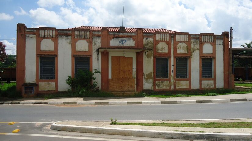 Prédio da antiga Estação Ferroviária de Vinhedo / Fábio Paifer Cairolli/Wikimedia Commons