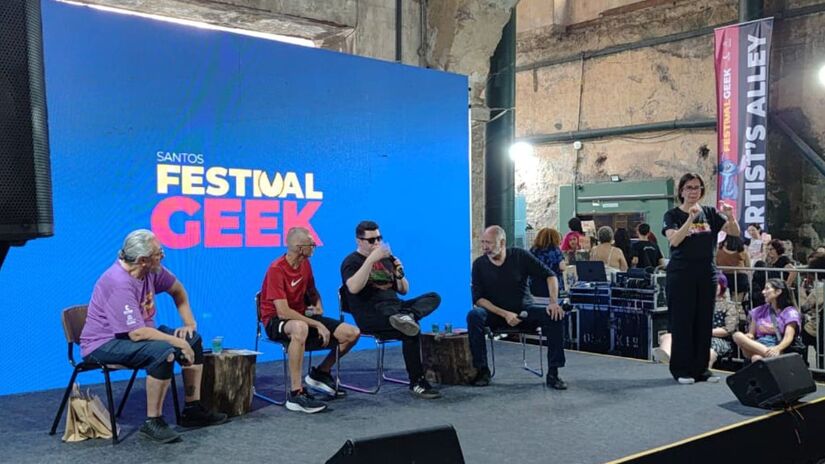 O evento também contou com rodas de bate-papo com profissionais da área dos quadrinhos e chargistas (Gabriel Fernandes/DL)