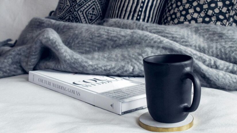 Elevar a temperatura corporal antes de se deitar ajuda o corpo a se ajustar mais rapidamente ao ambiente frio, proporcionando uma sensação imediata de bem-estar/Pexels