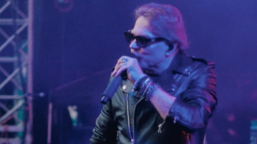 O hit November Rain, do álbum Use Your Illusion I, de 1991, possui um dos videoclipes mais caros da história da música e é famoso por seu épico solo de guitarra de Slash/Reprodução/Instagram