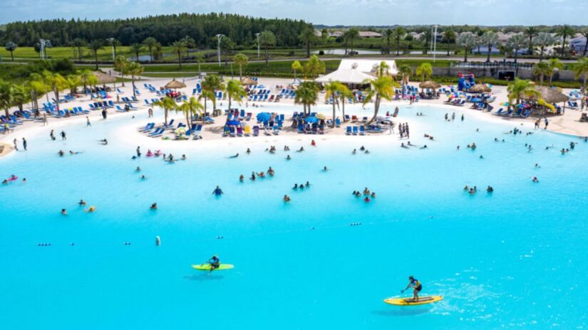 Tecnologia exclusiva permite manter tons turquesa e transparência da água em grandes superfícies hídricas / Divulgação/Crystal Lagoons