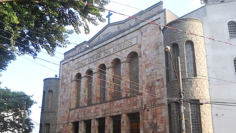 Paróquia Nossa Senhora dos Remédios é referência histórica e religiosa no centro de Osasco / Dornicke/Wikimedia Commons