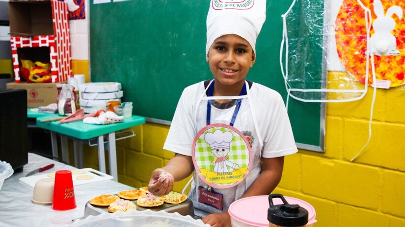 O espaço escolar se transformou em uma verdadeira pizzaria educativa / Divulgação/PMSV