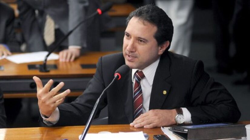 Natan Donadon entrou para a história como o primeiro deputado em exercício a ser preso por determinação do Supremo Tribunal Federal (STF) desde a Constituição de 1988, por crimes de peculato e formação de quadrilha/Agência Senado