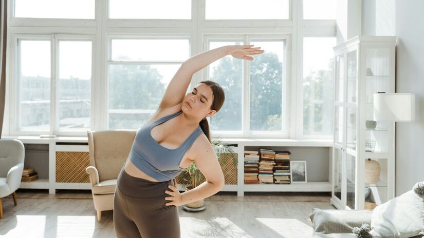 O truque é fracionar, evitar excessos, priorizar carnes magras e caprichar na hidratação. E cuidado redobrado com o álcool e molhos cremosos, que têm alta densidade calórica/Pexels