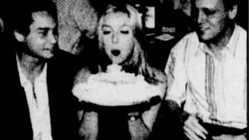 A atriz Regininha Poltergeist, que marcou os anos 90, está investindo em novos talentos. Atualmente, ela se dedica à produção e venda de brigadeiros no Rio de Janeiro e sonha em abrir sua própria empresa para se sustentar/Reprodução