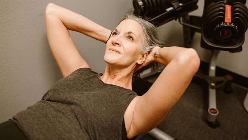 Do volume muscular à contagem de glóbulos vermelhos, ela orquestra funções essenciais. Priorize seu equilíbrio hormonal natural/Pexels