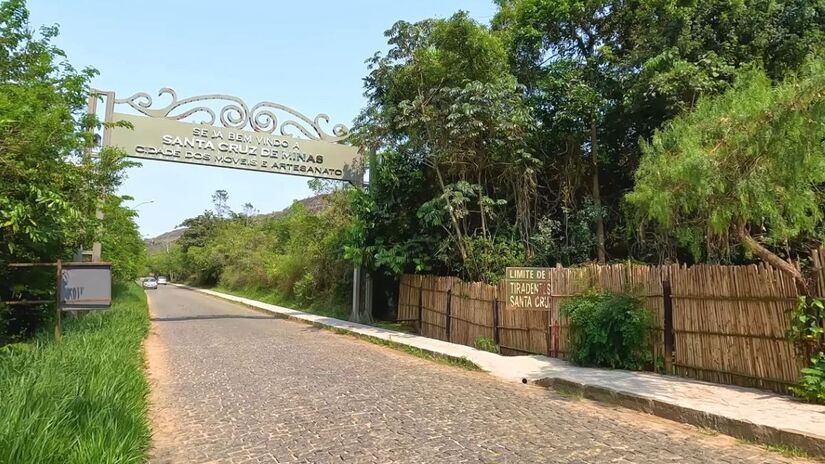 A cidade possui apenas 3,5 quilômetros quadrados mas abriga uma população dinâmica de 8 mil moradores / Reprodução Youtube/Vitor Ferreira