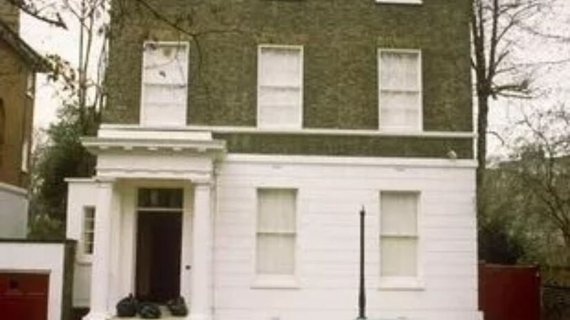 Paul McCartney, dono de uma das carreiras mais valiosas da música, permanece há décadas na mesma casa londrina / Shutterstock / mirror.com.uk / Reprodução