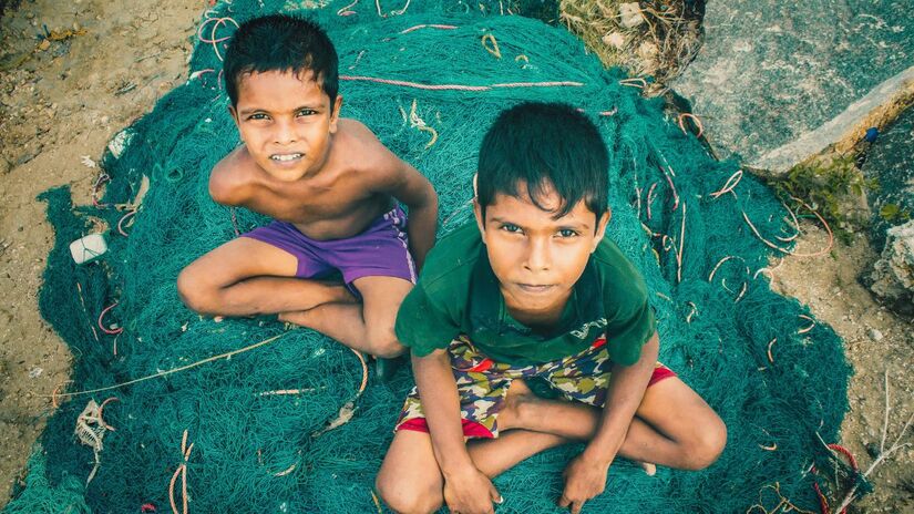 15&ordm;  Sri Lanka: No Oceano Índico, o Sri Lanka caiu cinco posições no ranking de felicidade, aproximando-se das últimas colocações, enquanto a população segue enfrentando turbulência política e colapso econômico. Para analistas, o momento atual representa a mais grave crise desde a independência do país, em 1948/  Kajanan Selvaranjan/Pexels